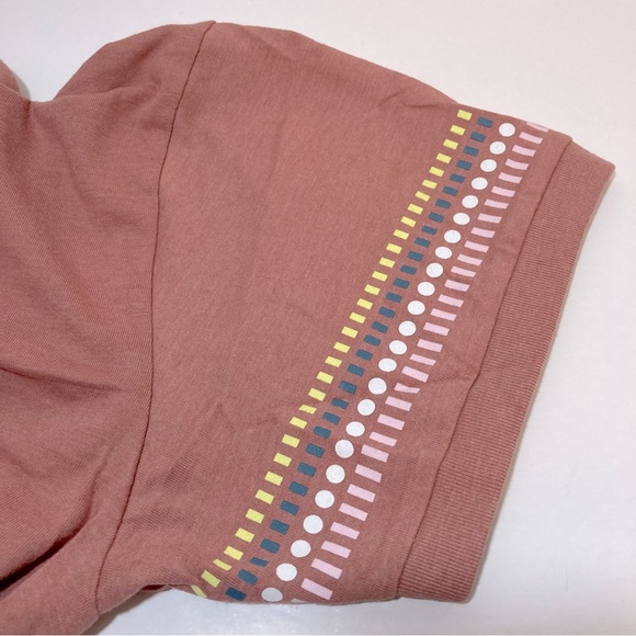 NWT JADELYNN BROOKE Friends Graphic Sleep Shirt “They Don’t Know” Size Large XL - Picture 6 of 11